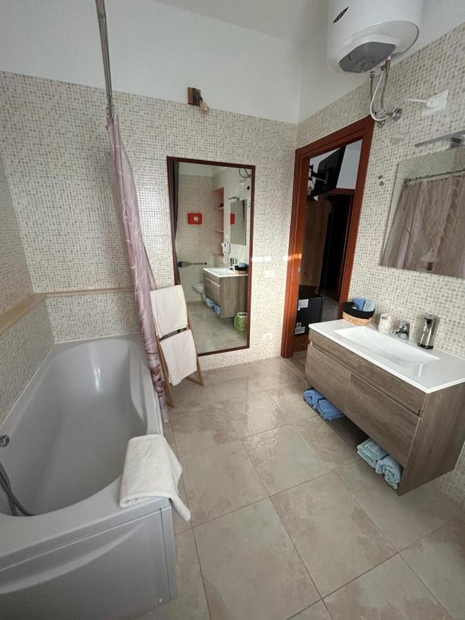 Triangolo Delle Bermuda B&B Termoli Luaran gambar